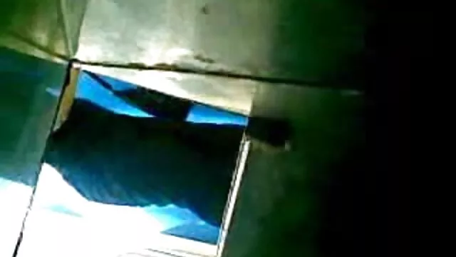 Espionner un ami se doucher à la film porno film porno arabe maison