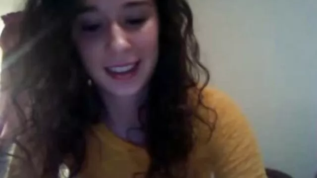 BRUNETTE POILUE SUCE ET film porno gratuit africain BAISE