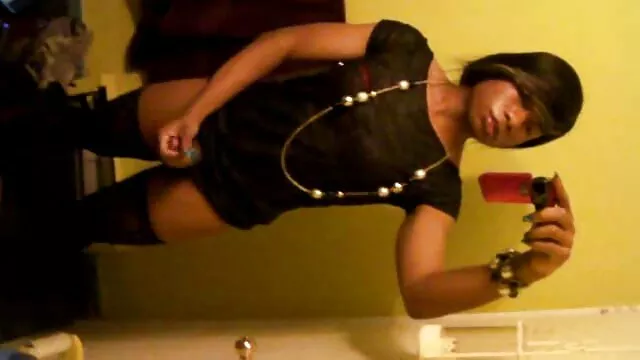 Chaud lesbiennes strapon film prono chinois putain