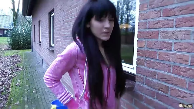 Gangbang avecune mamie film porno espagnol gratuit