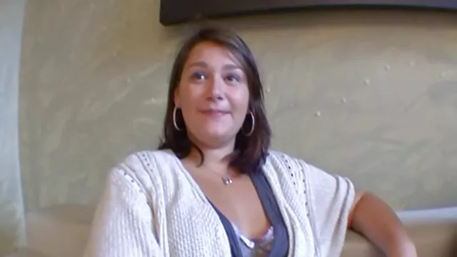 Gode film porno gratuit avec animaux ​​brunette
