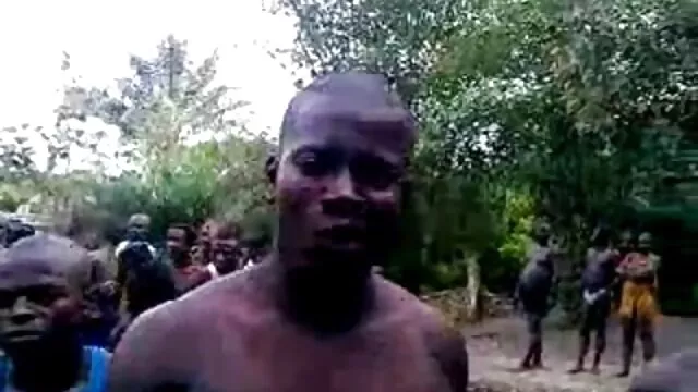 Cassitty - Gros porno des femmes âgées seins noirs naturels