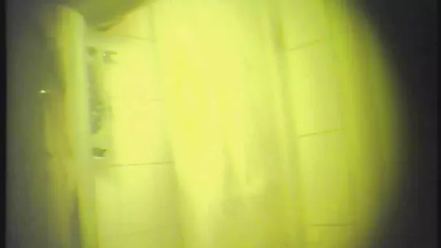 Poussin film porno hd gratuit sexy au lit avec une bite diny